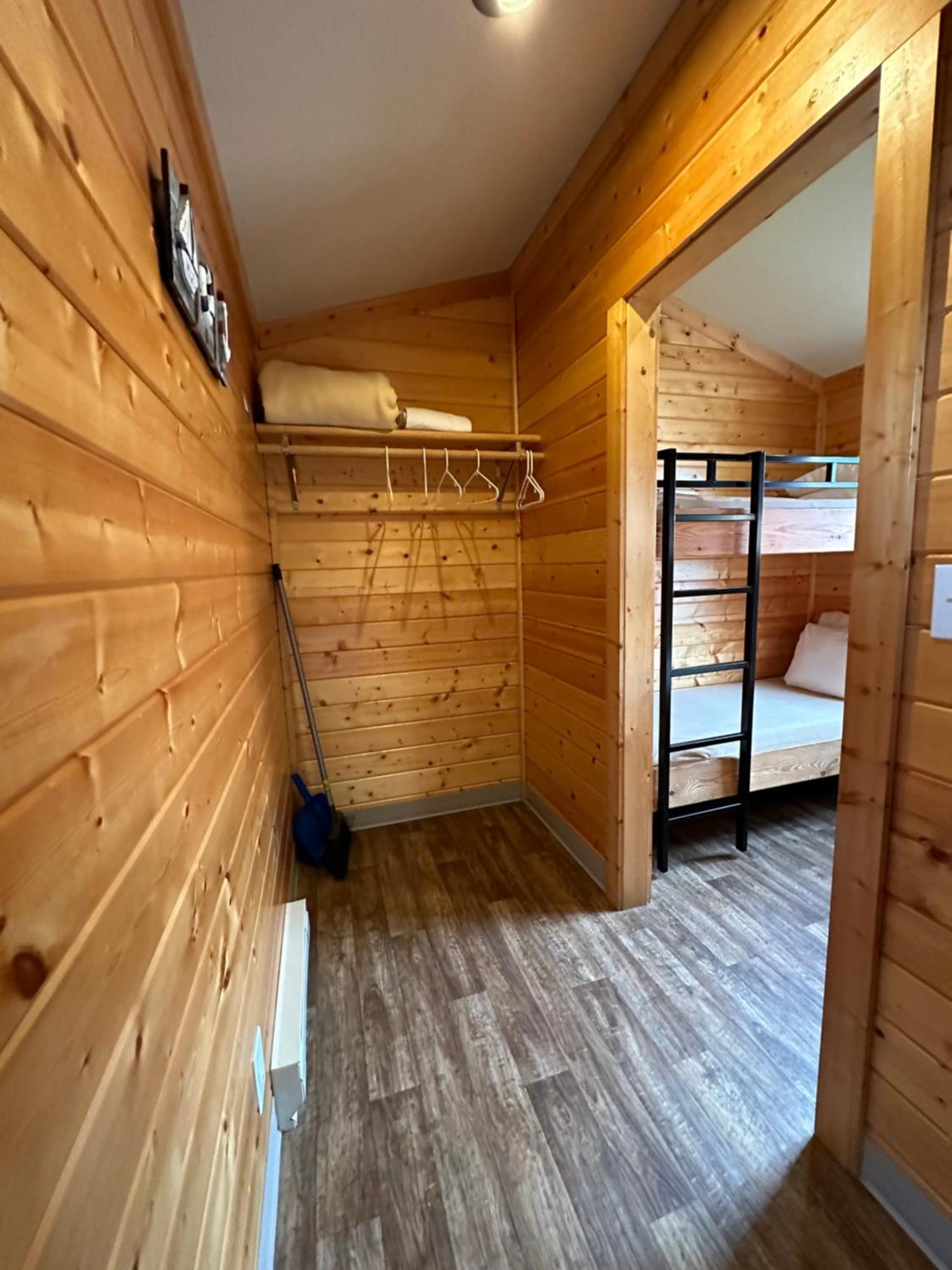 Westport Inn Cabins מראה חיצוני תמונה